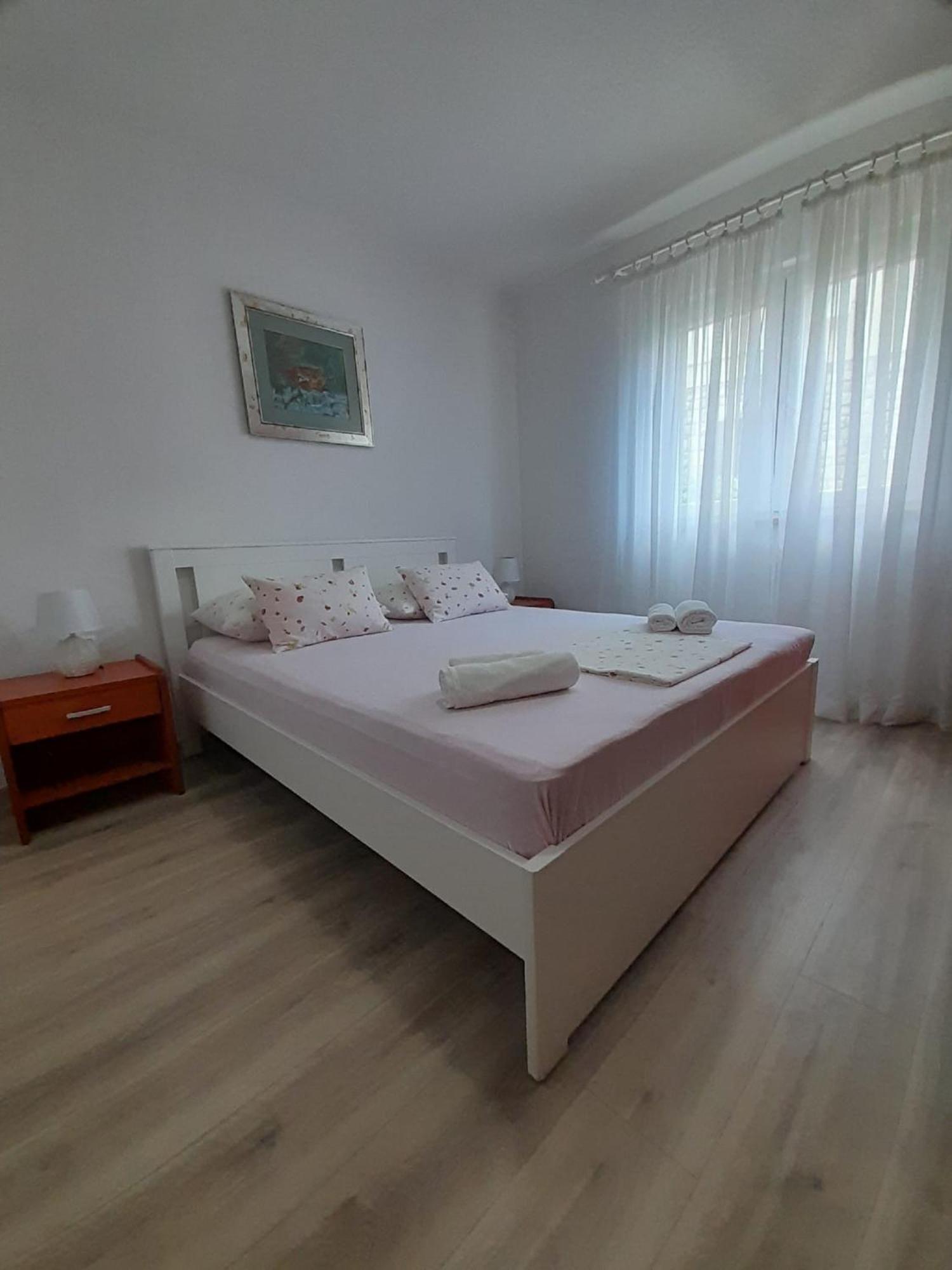 Apartments Ivo Postira Εξωτερικό φωτογραφία